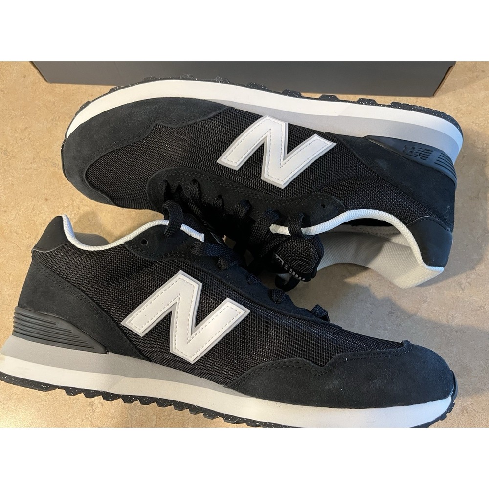 New Balance 515 Classics Shoes Men's 12 Wms 13.5 Black Low Top ML515BLK Sneakers - Picture 2 of 6
